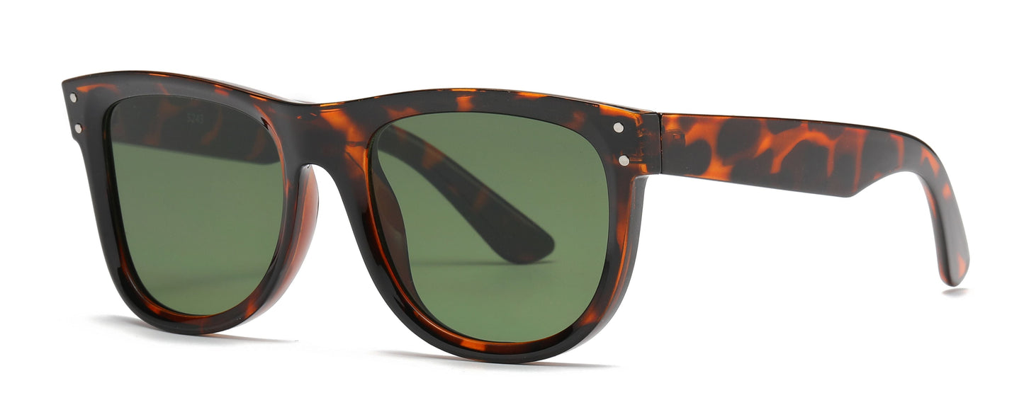 DS-5243 - Lentes de sol de moda con mica cóncava y marco plástico elegante
